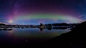 Aurora Borealis_Lake_Timelapse