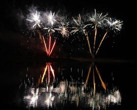 Fireworks Show vista logon