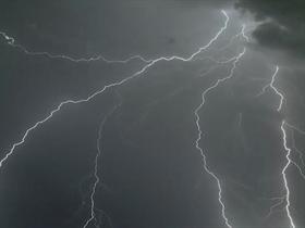 Lightning in the sky2