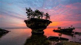 Turnip_Rock_Lake_Huron