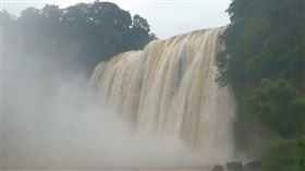 Huangguoshu_Waterfall_China