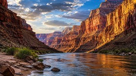 4K Canyon River